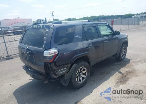 2018 Toyota 4Runner Trd Off Road Premium из США, поврежденный, VIN JTEBU5JR5J5572849